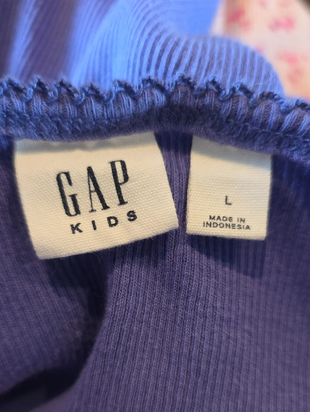 GAP Kids Ribbed Tees Size Large